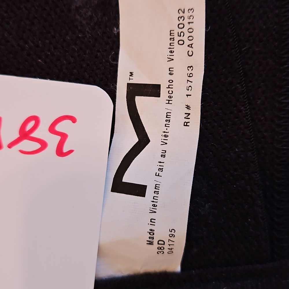 38D Maidenform Seamless Black and Tan Strapless Bra Bundle - Picture 5 of 5